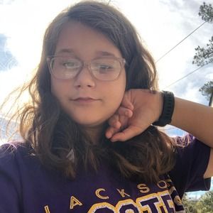 Meet your Posher, Jaclynn